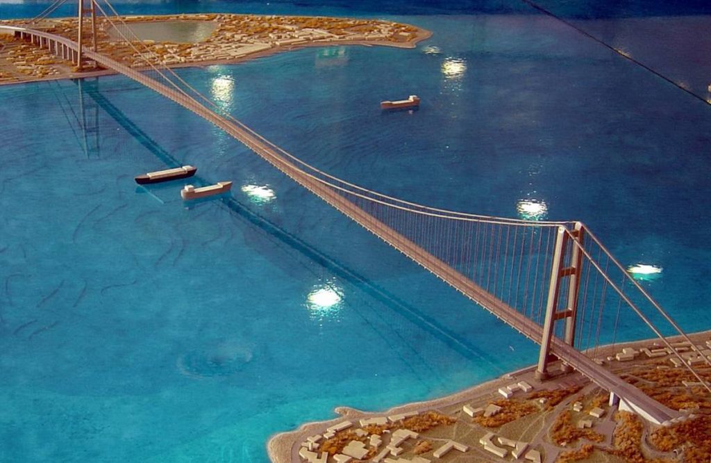 Ponte sullo Stretto di Messina.